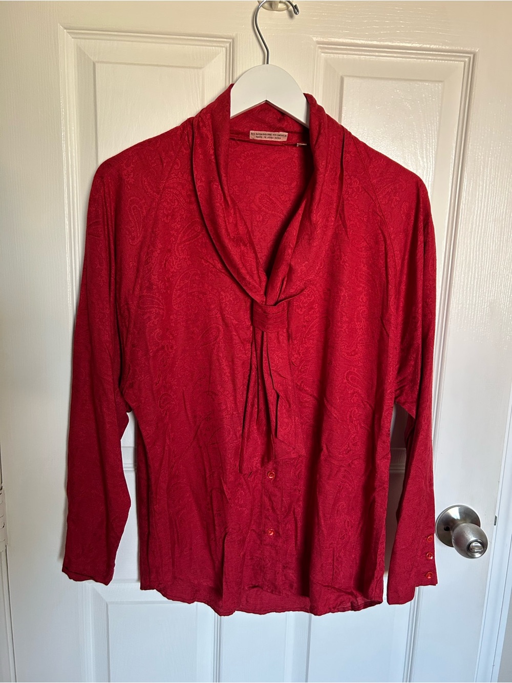 Vintage 80’s Paisley Tie-Neck Red Blouse Rayon Linen Made in Hong Kong Size 8
